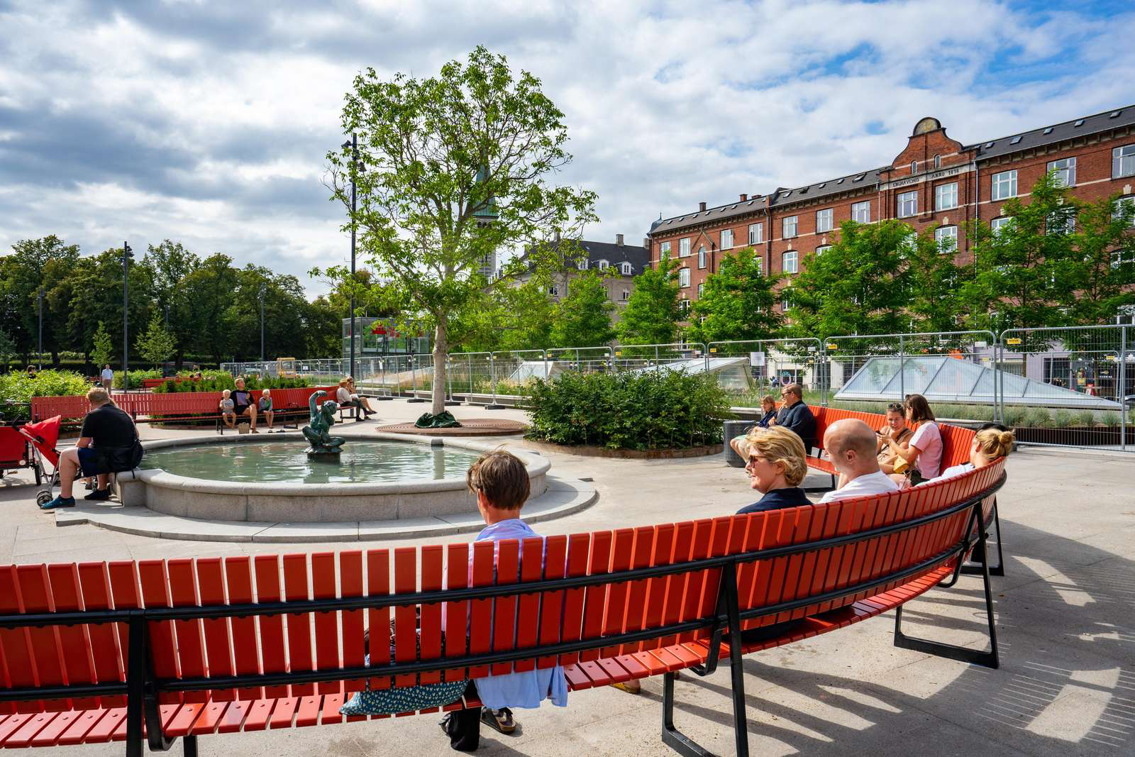 Enghave Plads med metro