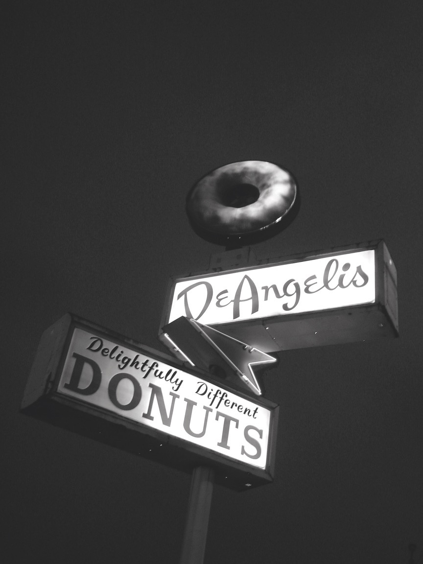 DeAngelis Donuts Sign, Rochester