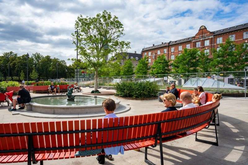 Enghave Plads med metro