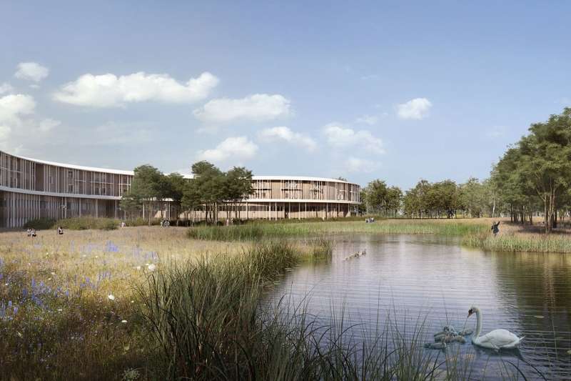 Nyt Hospital Nordsjælland med udsigt til en sø, skitse